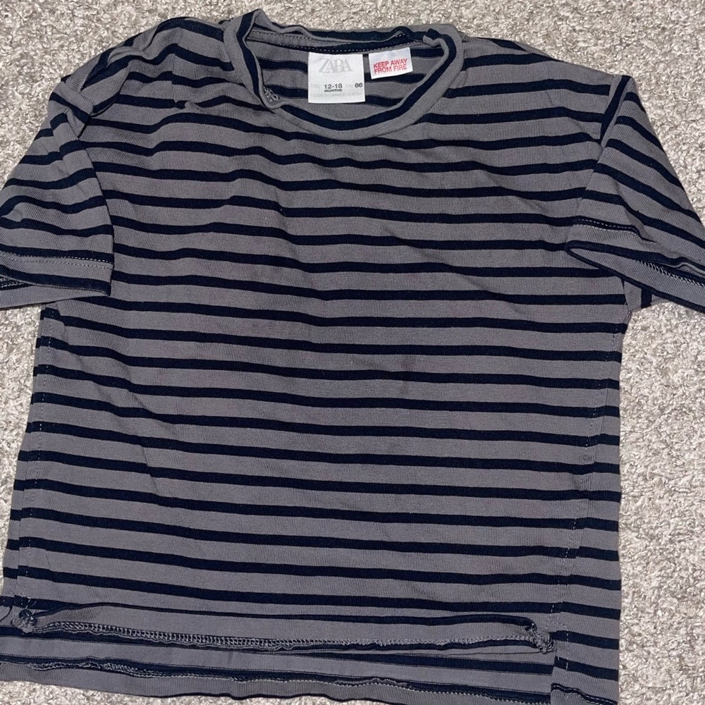 Zara Kids Black and Gray Striped Tee